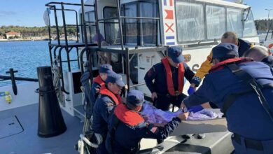 gokceadada rahatsizlanan vatandas sahil guvenlik ekiplerince tahliye edildi 0e1005a |