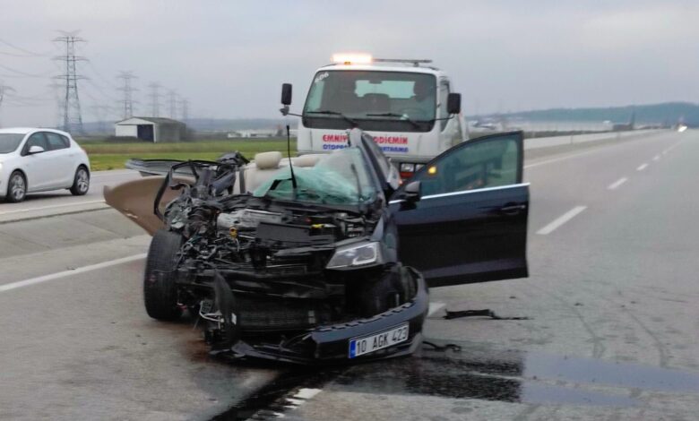 kamyonete carpan otomobildeki yolcu hayatini kaybetti ff4ce4a |