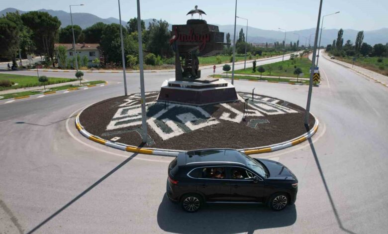 Sındırgı’da yatırımlar nüfusu arttırdı 1 sindirgida yatirimlar nufusu arttirdi 33fdea3 |