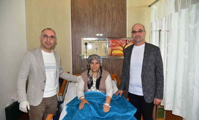 Balıkesir’de iki hastaya meme koruyucu cerrahi ameliyat 1 balikesirde iki hastaya meme koruyucu cerrahi ameliyat 55a373a |