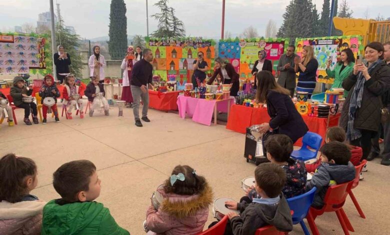 Balıkesirli Miniklerden ‘Hayatın Ritmini Geri Dönüşümle Yakala’ Sergisi 1 balikesirli miniklerden hayatin ritmini geri donusumle yakala sergisi 29b11be |