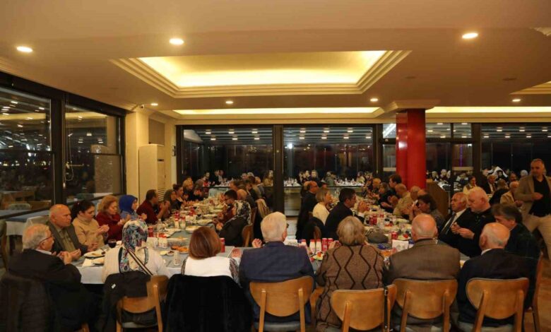 baskan deveciler sehit ve gazi ailelerine iftar verdi aeeae15 |