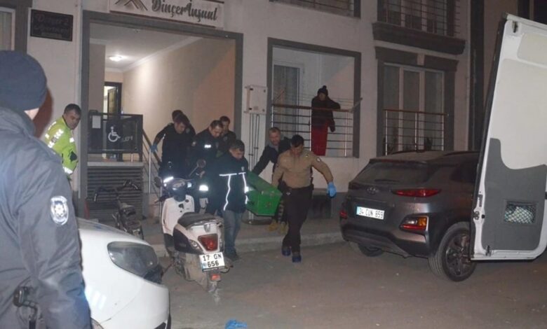 canakkalede annesini bicakla olduren sahis tutuklandi 20e7b5e |