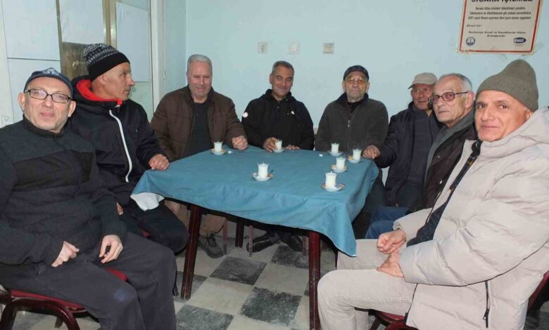 cay yerine sut iciyorlar 07e9ba5 |