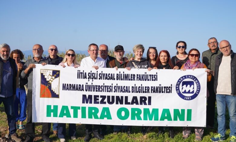 daha yesil bir ayvalik icin fidanlar toprakla bulustu 355a333 |