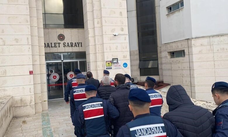 hapis cezasi bulunan 38 sahis yakalandi a7ab84f |