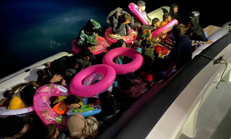 ayvalik aciklarinda 42 duzensiz gocmen yakalandi 135b436 |