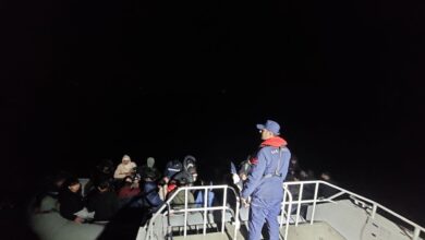 Ayvalık açıklarında 60 düzensiz göçmen yakalandı 2 ayvalik aciklarinda 60 duzensiz gocmen yakalandi 8270ffd |