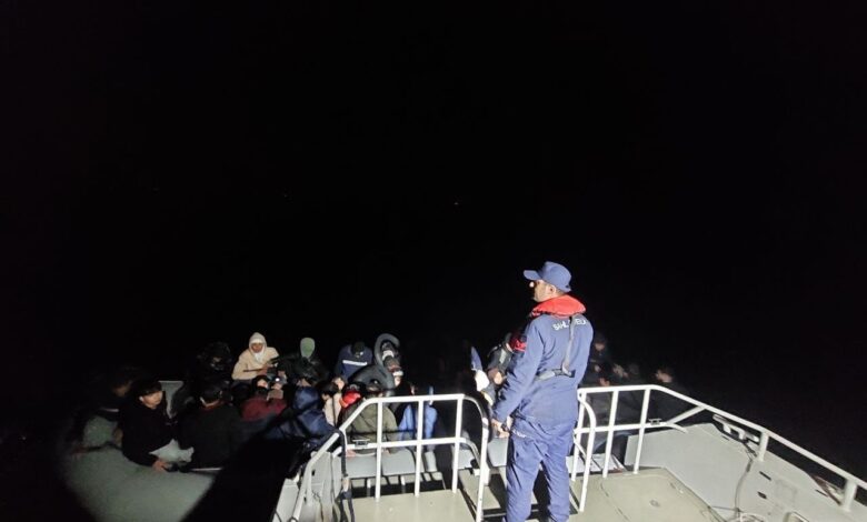 ayvalik aciklarinda 60 duzensiz gocmen yakalandi 8270ffd |