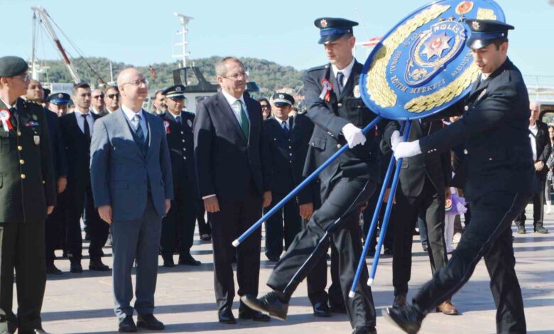 Ayvalık’ta polisin 179. yıl gururu 1 ayvalikta polisin 179 yil gururu ab37566 |