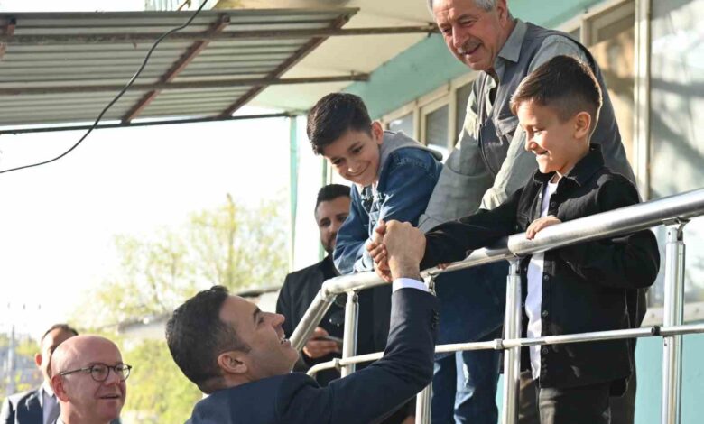 Başkan Ahmet Akın’a Susurluk ve Karesi’de coşkulu karşılama 1 baskan ahmet akina susurluk ve kareside coskulu karsilama f23d6a8 |