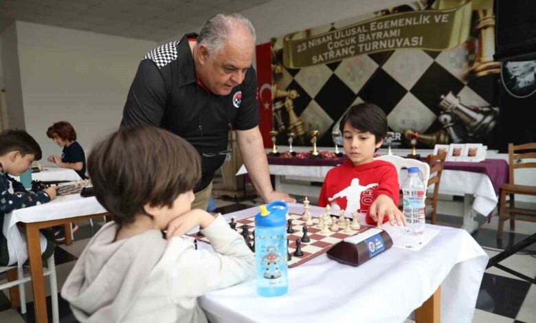Burhaniye Belediyesi 23 Nisan Ulusal Egemenlik ve Çocuk Bayramı Satranç Turnuvası yapıldı 1 burhaniye belediyesi 23 nisan ulusal egemenlik ve cocuk bayrami satranc turnuvasi yapildi e393c77 |