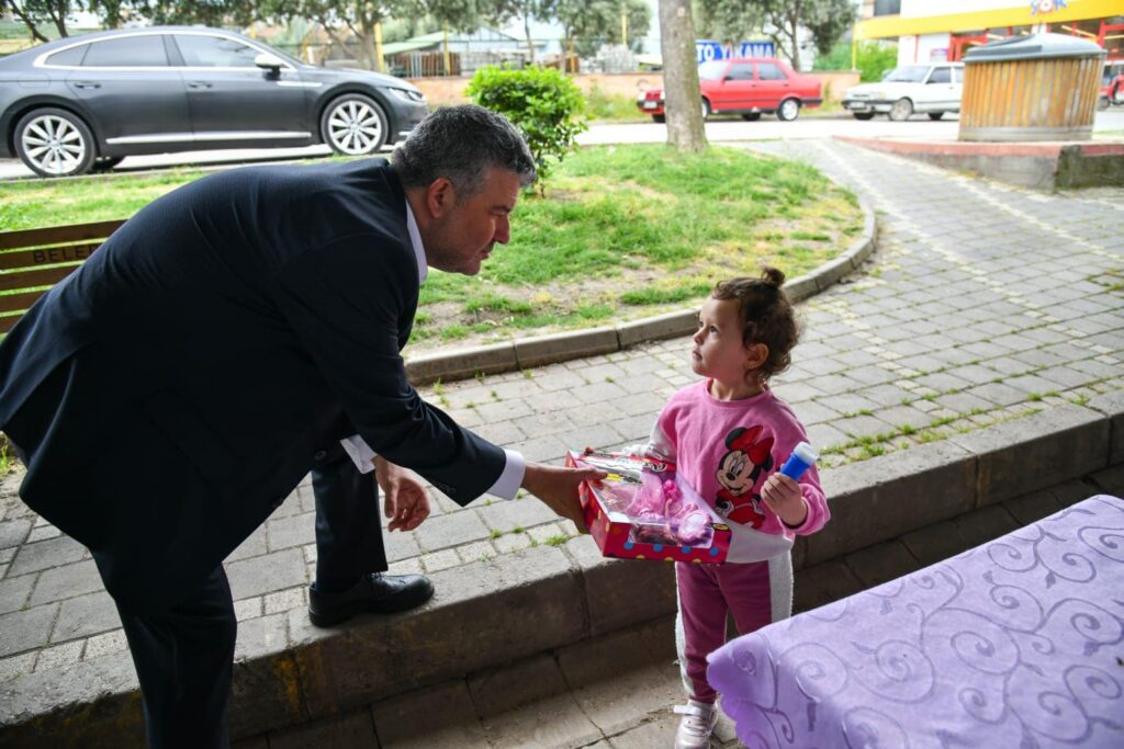 hanimeli pazarinda baskan mesut akbiyik buyuk ilgi e884fba |