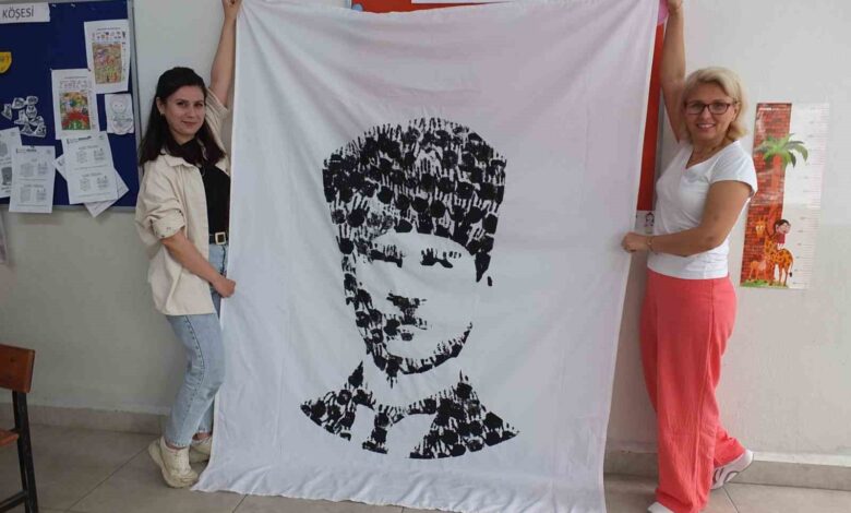 Minik öğrenciler, parmak baskısı ile Atatürk portresi yaptı 1 minik ogrenciler parmak baskisi ile ataturk portresi yapti 876e2f8 |