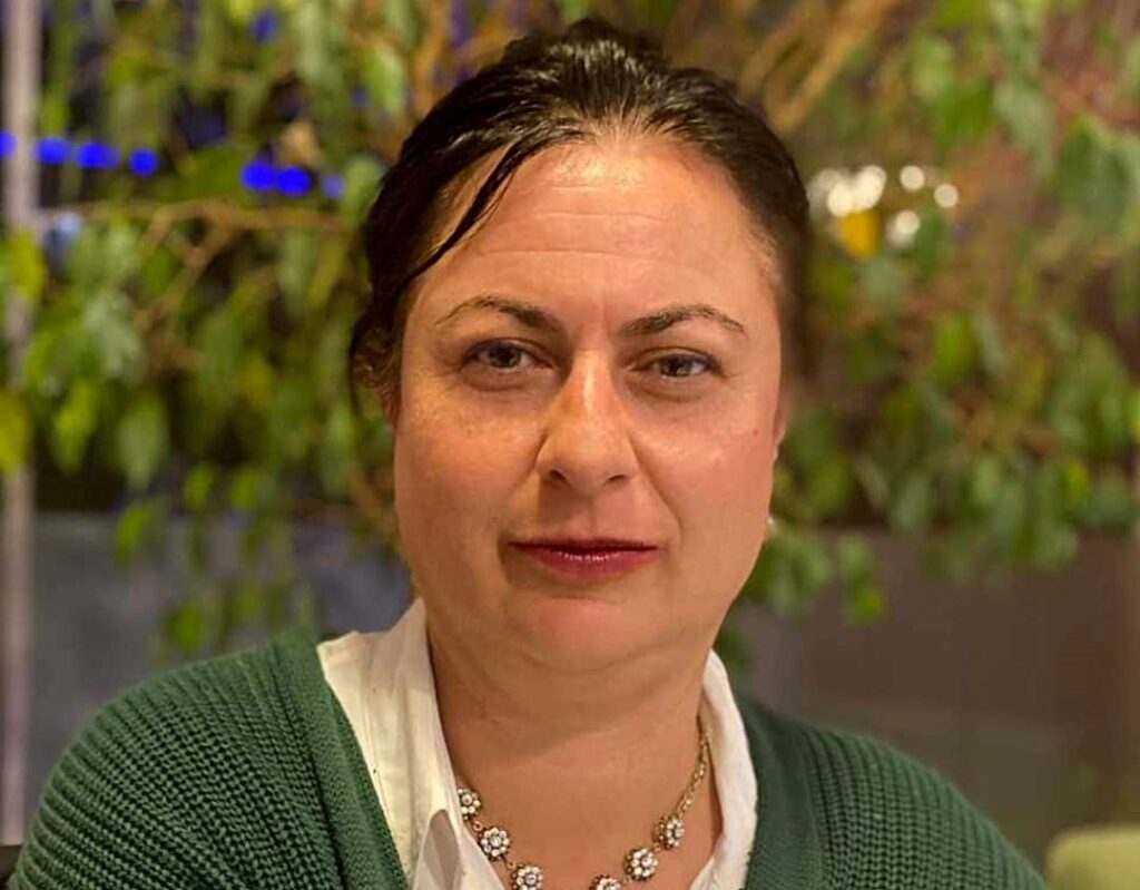 sandik basinda kalp krizi geciren bilge ogretmen hayatini kaybetti 517d68b e1711986072480 |