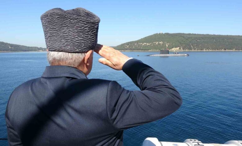 ’TCG Dumlupınar’ denizaltısında şehit olan 81 denizci için anma töreni düzenlendi 1 tcg dumlupinar denizaltisinda sehit olan 81 denizci icin anma toreni duzenlendi 4f10e03 |