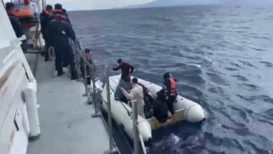 yunan unsurlarinca olume terk edilen 4u cocuk 16 kacak gocmen kurtarildi fe25b4b |