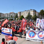 DİSK Balıkesir’de 7 yerde 1 Mayıs’ı kutladı 7 01 |