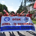 DİSK Balıkesir’de 7 yerde 1 Mayıs’ı kutladı 8 02 |