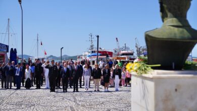 AYVALIKTA ILK KURSUNUN 105. YILDONUMU 6 |