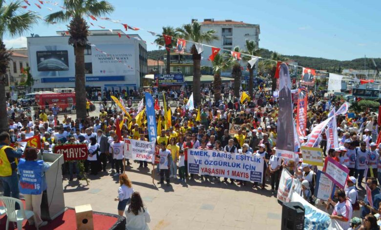 ayvalikta 1 mayis emek ve dayanisma gunu coskusu 517d68b |