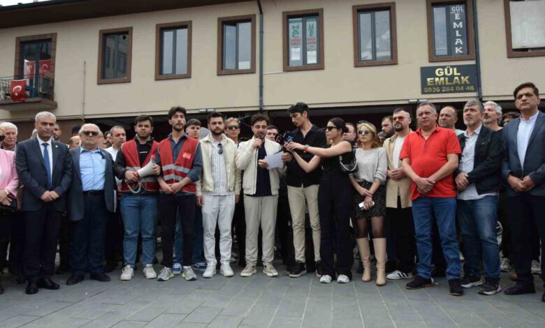 Balıkesir’de gençler Ata Emre Akman için toplandı 1 balikesirde gencler ata emre akman icin toplandi 6d850c8 |