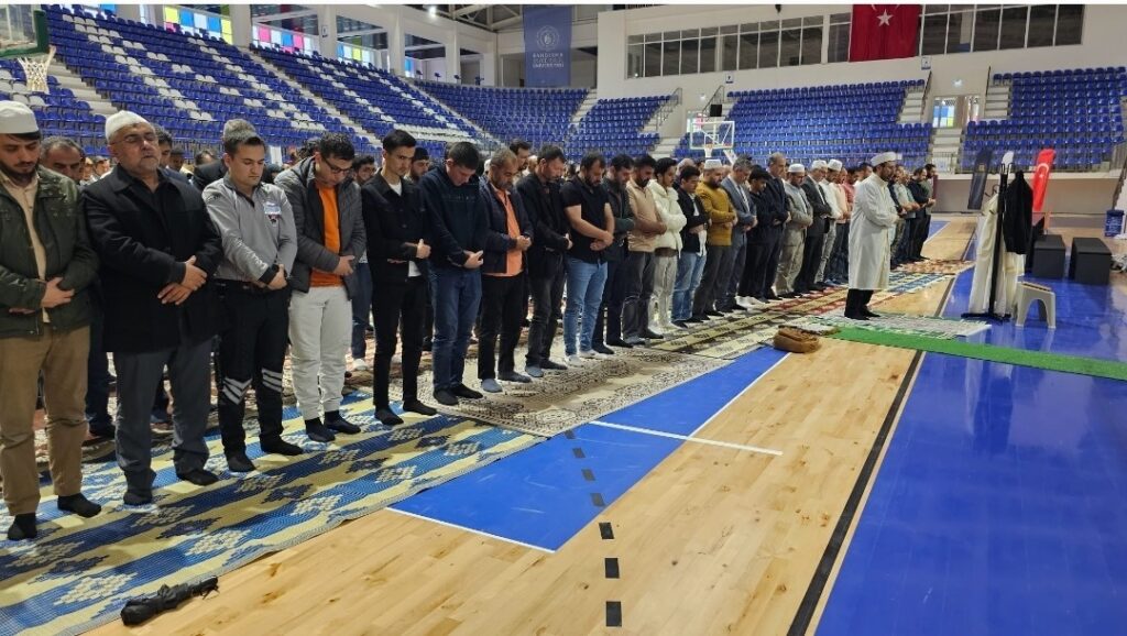 bandirmada egitim goren universite ogrencisinin ailesi gazzede sehit oldu 9f2a697 |