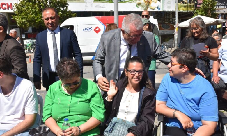 Başkan Ertaş, özel çocuklarla bir araya geldi 1 baskan ertas ozel cocuklarla bir araya geldi c044e74 |