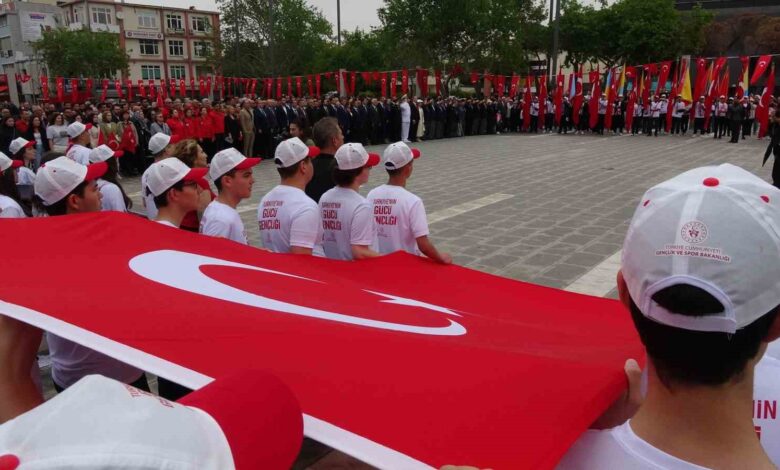 canakkalede 19 mayis coskuyla kutlandi 21ef080 |