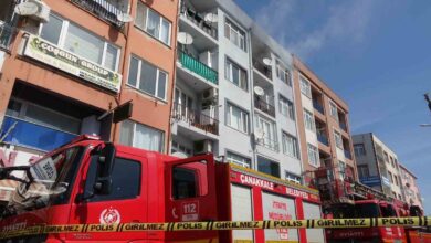canakkalede 4 katli apartmanda yangin panigi 09bf894 |