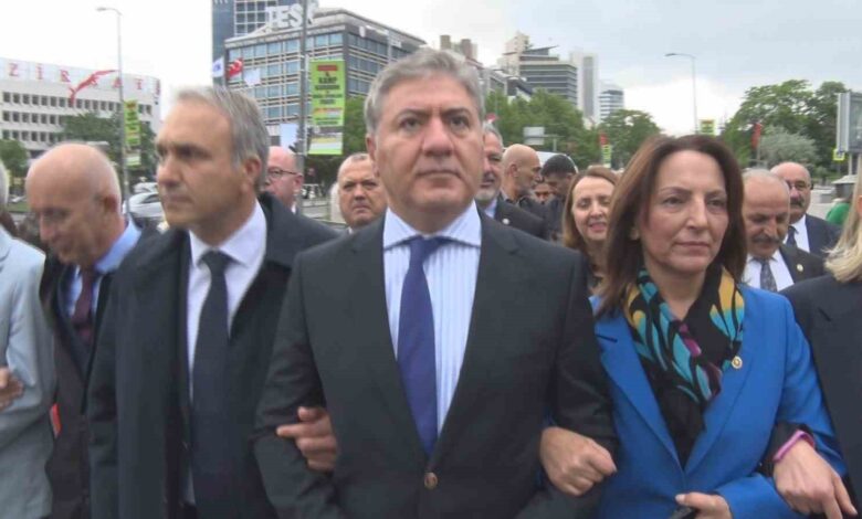 chpli milletvekilleri tbmmden milli egitim bakanligina yurudu 957f297 |