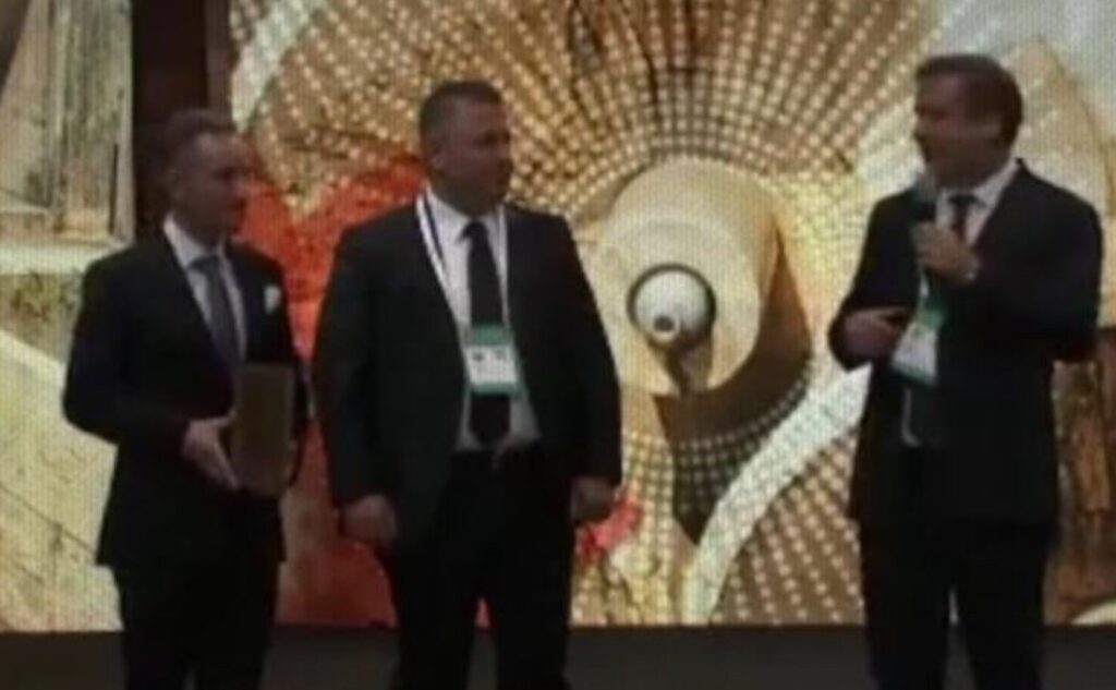 ebrdden tumada altin madalya odulu 1f47118 |