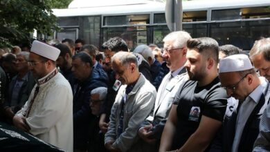 hayatini kaybeden kuyumcu son yolculuguna ugurlandi 957f297 |