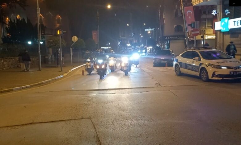 kuryeler ata emre icin kornalarini caldi c76d30b |