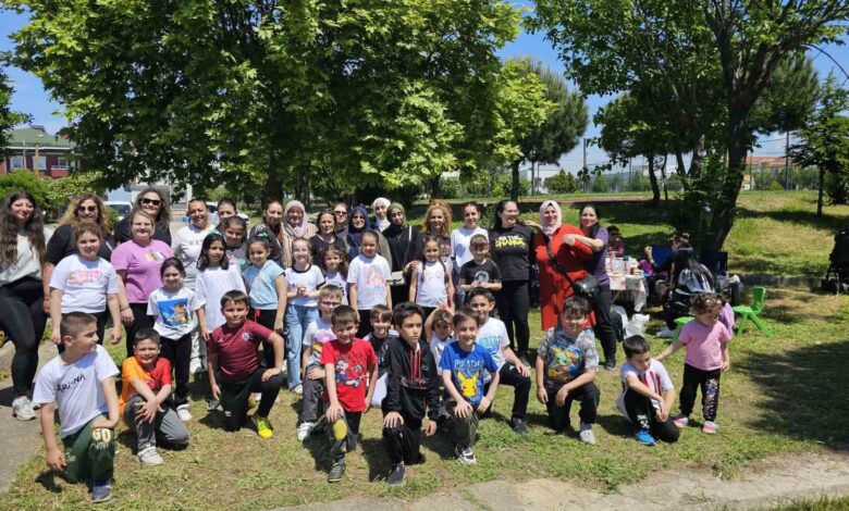 ogrenciler anneler gunu piknigi etkinliginde bir araya geldi e86157b |