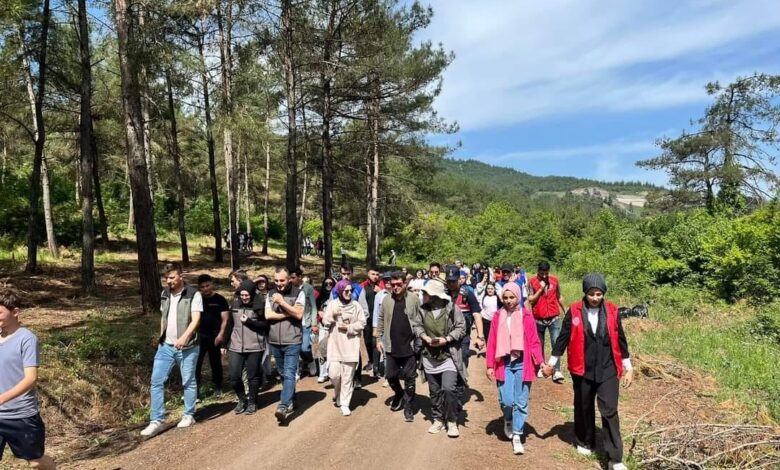sindirgi da gencler dogada bulustu b6fb5fb |