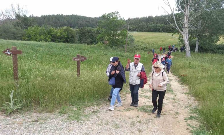 Tarihi Alan Kılavuzlarına sahada teorik eğitim 1 tarihi alan kilavuzlarina sahada teorik egitim 186e18d |