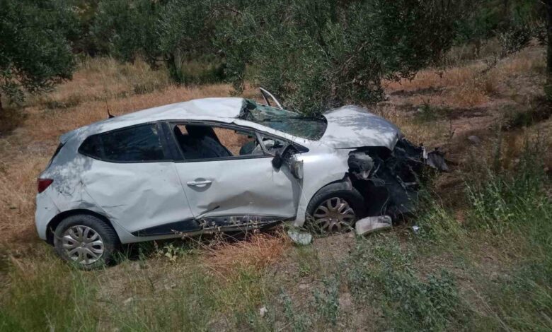 Araziye yuvarlanan otomobilin sürücüsü yaralandı 1 araziye yuvarlanan otomobilin surucusu yaralandi 61b839a |