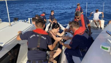 ayvaciktaki yanginda mahsur kalan 99 kisi sahil guvenlik ekiplerince kurtarildi 3f49e52 |