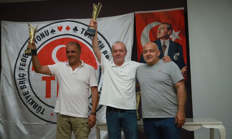 Güney Marmara açık ikili briç şampiyonası Burhaniye'de düzenlendi 1 br3 |