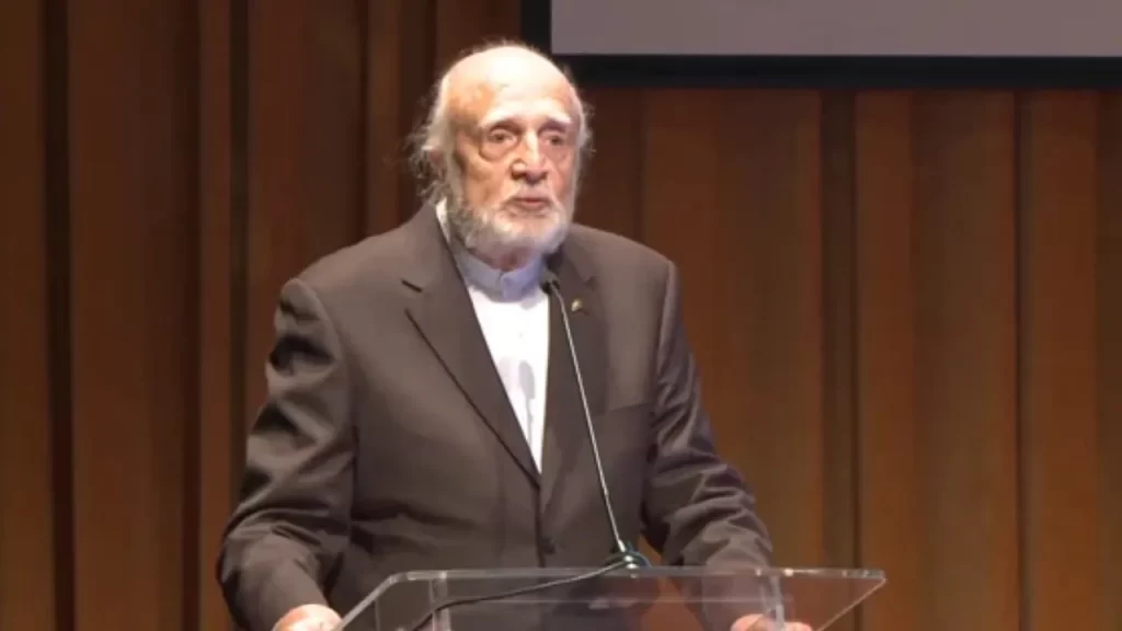 can kirac kimdir koc holdingin aci gucu can kirac hayatini kaybetti 0tk8 cover |