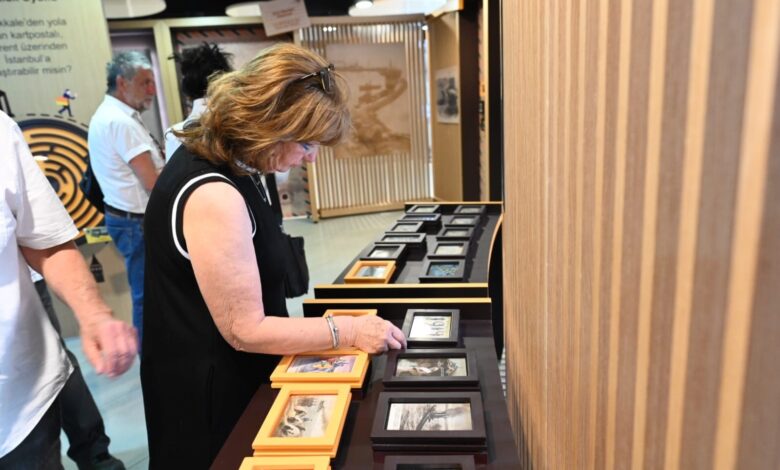 "Öncesi ve Sonrası ile Birinci Dünya Savaşı ve Çanakkale Cephesi Kartpostalları Sergisi" açıldı 1 oncesi ve sonrasi ile birinci dunya savasi ve canakkale cephesi kartpostallari sergisi acildi dcbf8c6 |