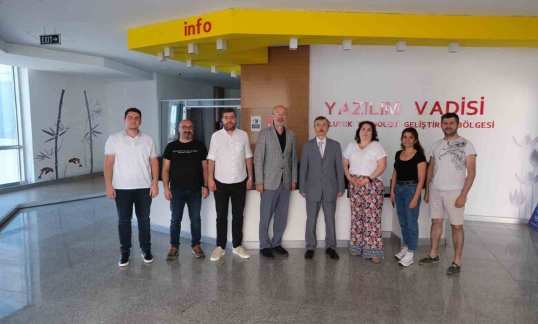 Prof. Dr. Karagöz: “Yazılım ekosistemini genişletmek ve güçlendirmek istiyoruz” 1 prof dr karagoz yazilim ekosistemini genisletmek ve guclendirmek istiyoruz fe81225 |