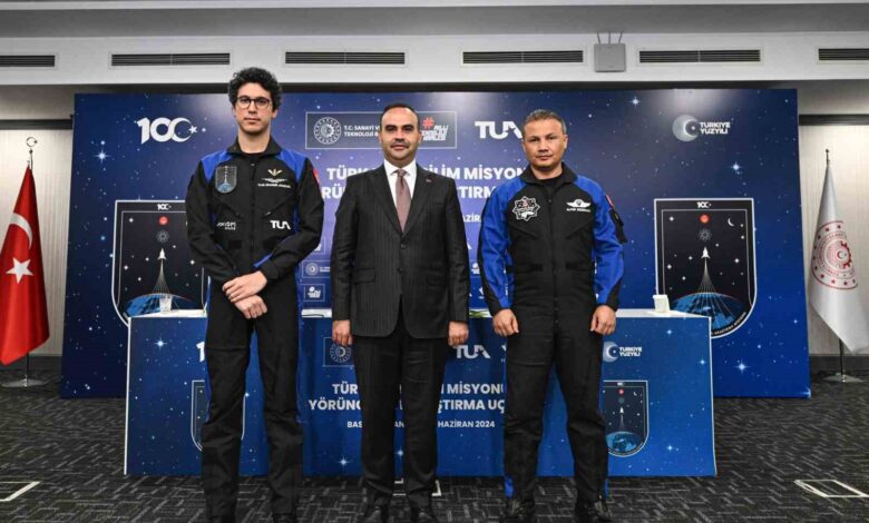 turkiyenin 2 astronotu atasever 8 haziranda yeniden dogdum yeniden geldim dunyaya a1e7ce5 |