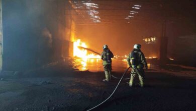 ayvalikta pirina fabrikasinda patlayan kazandan cikan yangin korkuttu 6947467 |