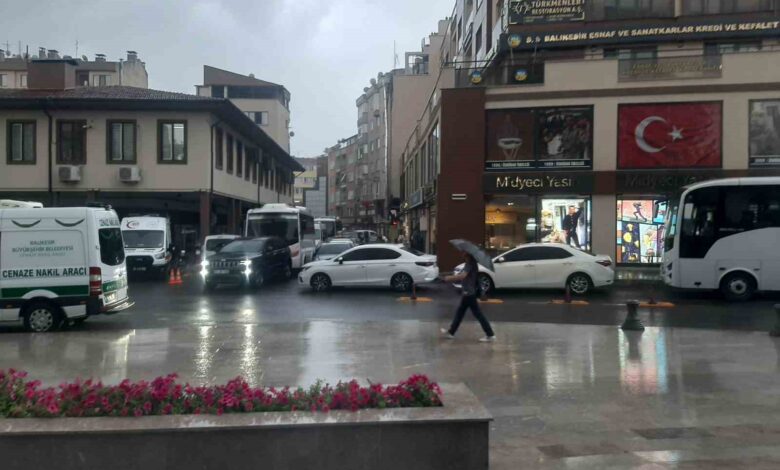 Balıkesir yağmurla serinledi 1 balikesir yagmurla serinledi 89792e0 |