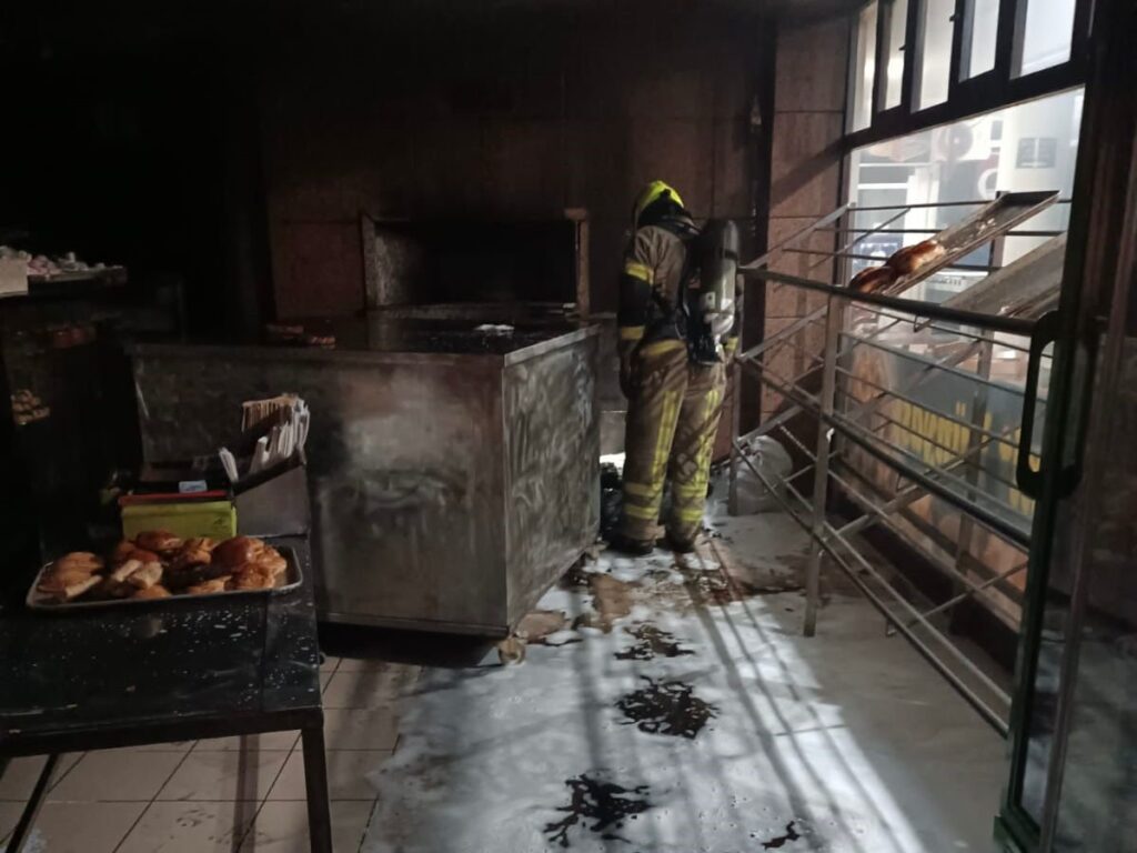 bandirmada simit firininda yangin 41195b2 |