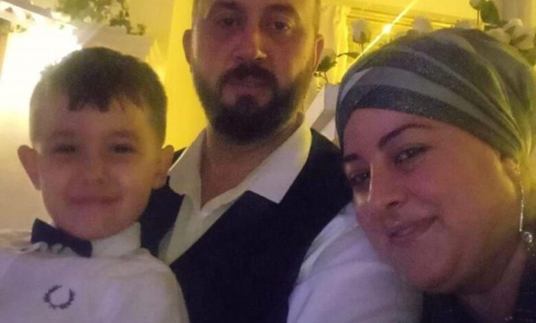 Çanakkale’de eşi tarafından pompalı tüfekle öldürülen anne ve çocuğu toprağa verildi 1 canakkalede esi tarafindan pompali tufekle oldurulen anne ve cocugu topraga verildi 2c7955c |