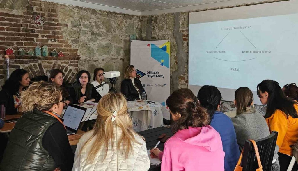 dijitalde hayat kolay projesi ile deprem bolgesindeki kadinlar dijital dunyaya hazirliyor c0159c9 |