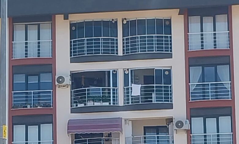 Erdek’te 5’inci kattan düşen çocuk hayatını kaybetti 1 erdekte 5inci kattan dusen cocuk hayatini kaybetti 8b4053d |